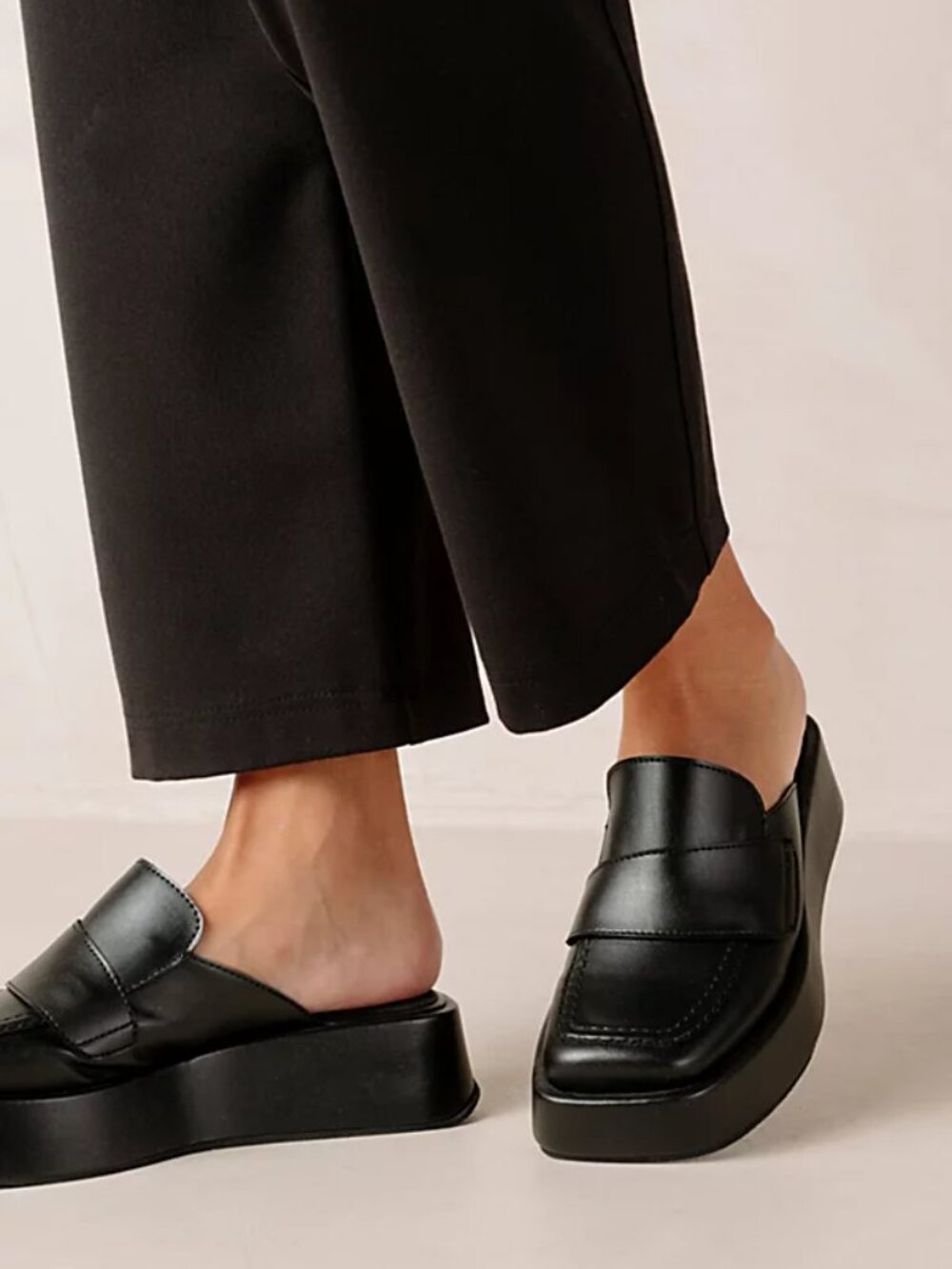 Svegan Tempera Vegan Leather Mule Loafers